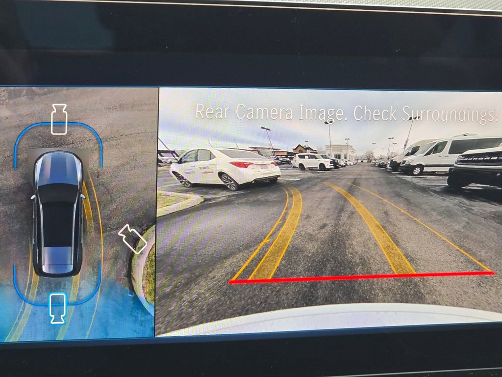 Used 2026 Mercedes-Benz GLB 250 4MATIC image 32