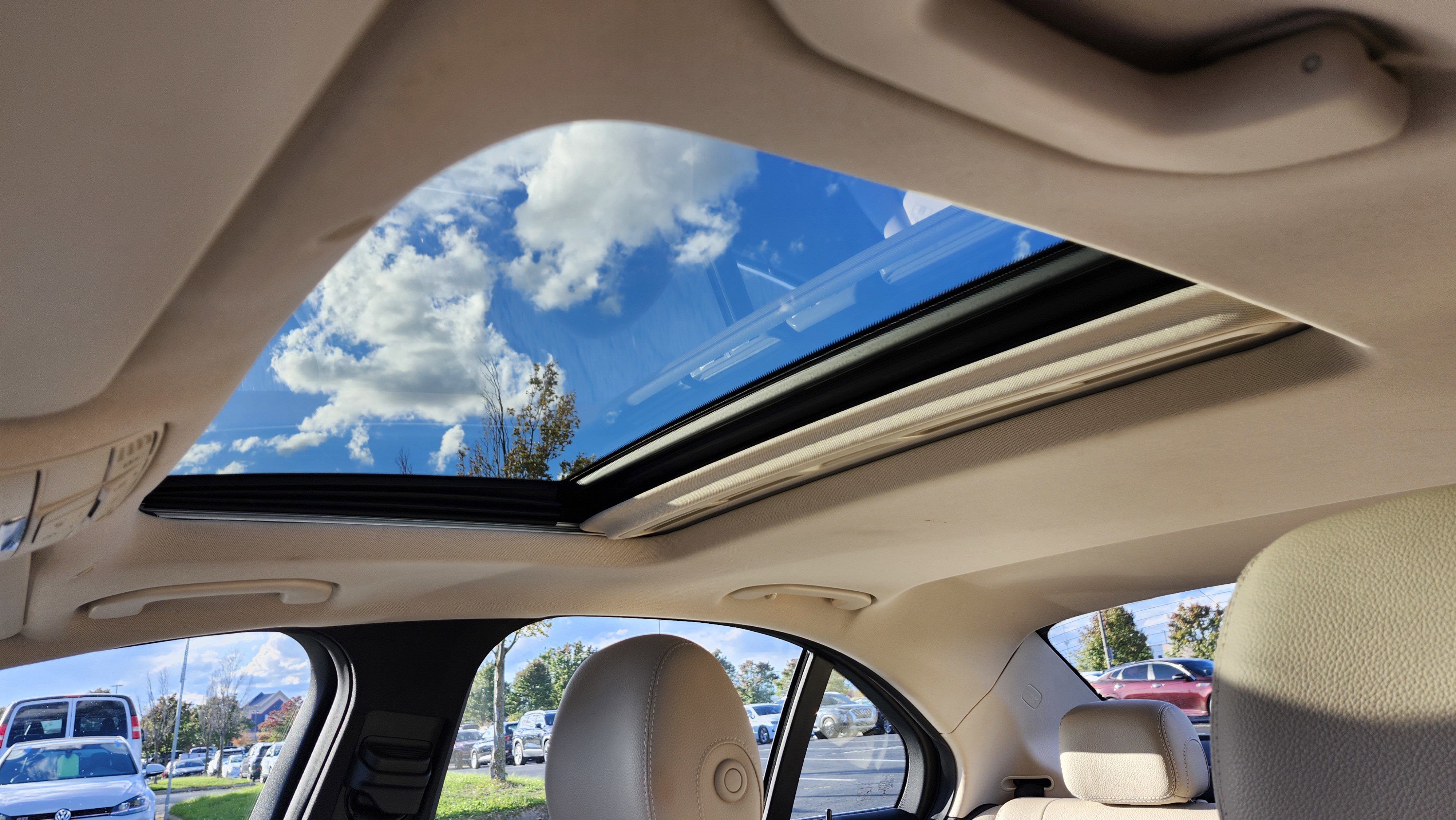 Used 2019 Mercedes-Benz C 300 4MATIC Sedan image 22