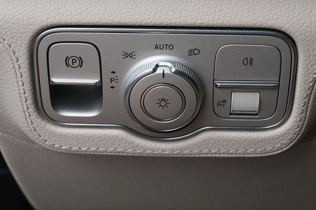 Used 2022 Mercedes-Benz GLE 350 4MATIC image 16