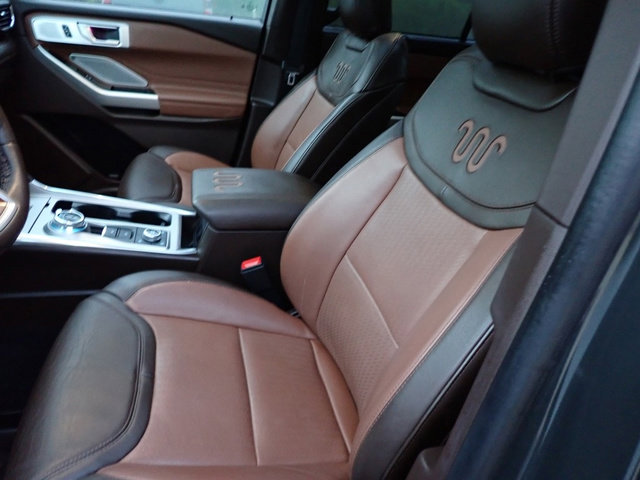 Used 2023 Ford Explorer King Ranch w/ Technology Package image 21