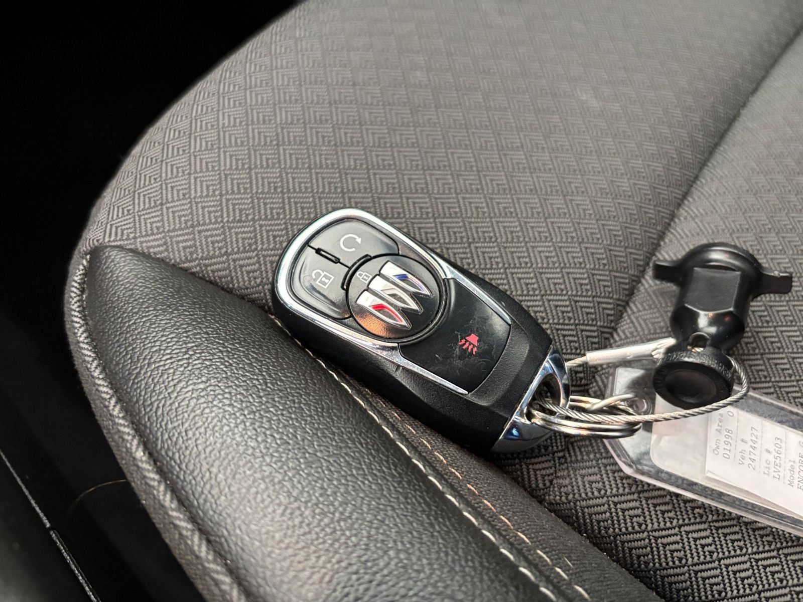 Used 2025 Buick Encore GX Preferred AWD/4WD image 20