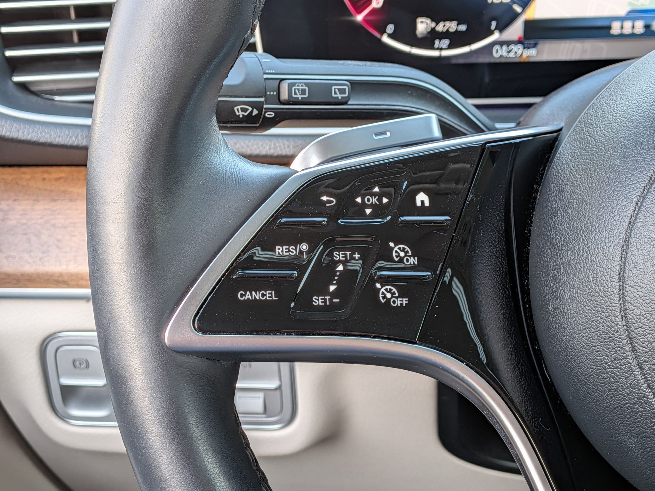 Certified 2024 Mercedes-Benz GLE 350 4MATIC image 20