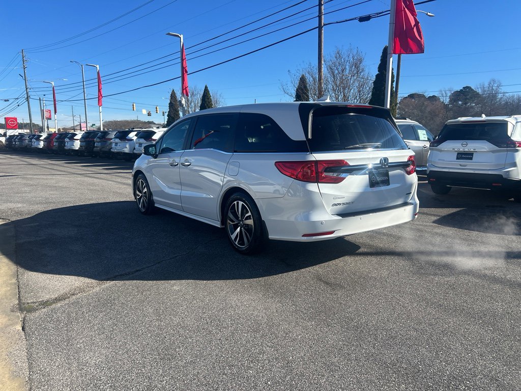 Used 2022 Honda Odyssey Touring image 5
