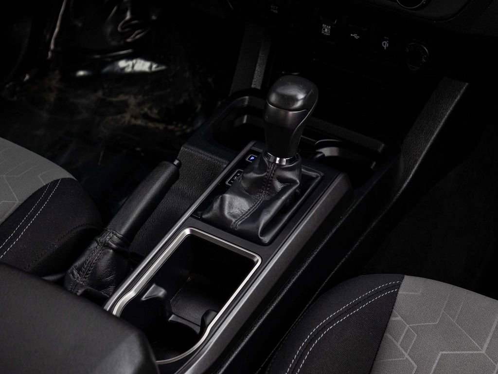 Used 2023 Toyota Tacoma TRD Off-Road w/ Black Out Package (TMS) image 26