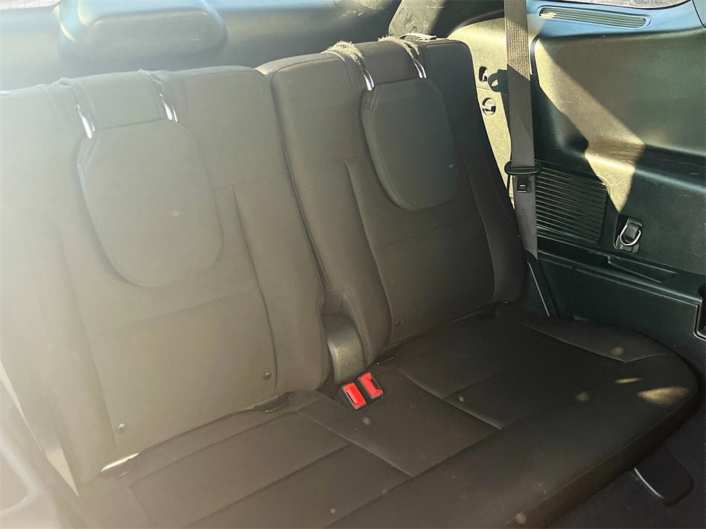 Used 2020 Ford Explorer XLT image 26