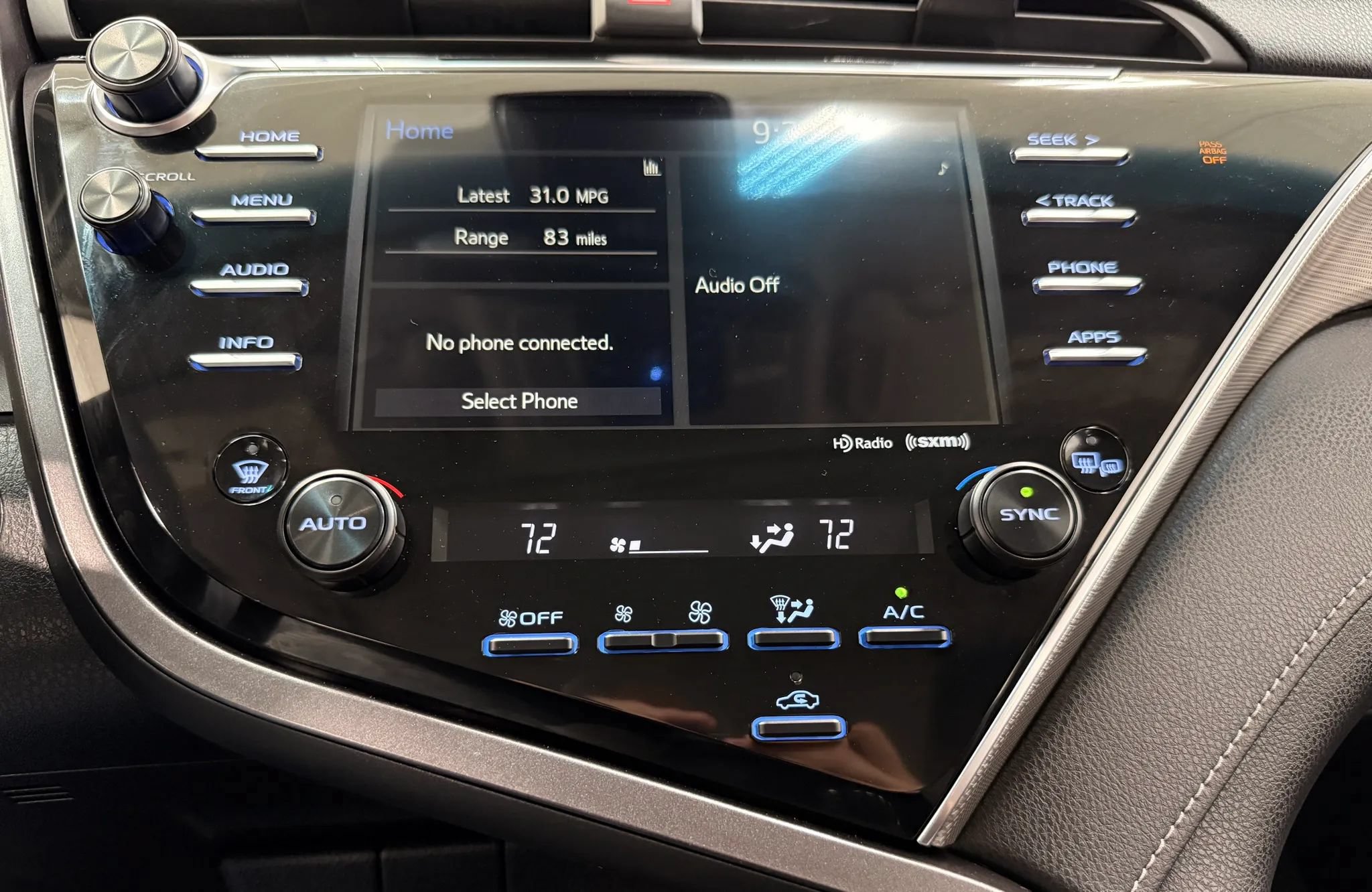 Used 2018 Toyota Camry SE w/ Audio Package FWD image 21