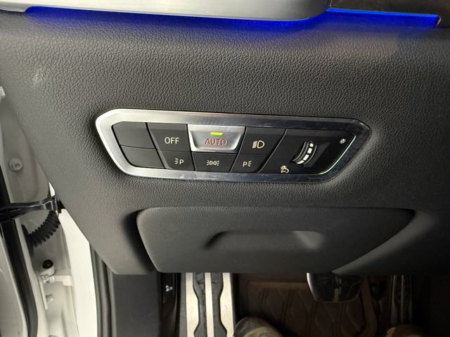 Used 2023 BMW X5 sDrive40i w/ M Sport Package RWD image 11