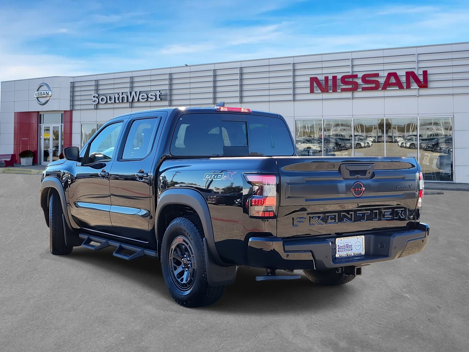 New 2026 Nissan Frontier Pro-X w/ Tow Package image 8