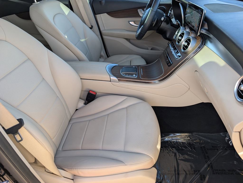 Certified 2022 Mercedes-Benz GLC 300 4MATIC image 12