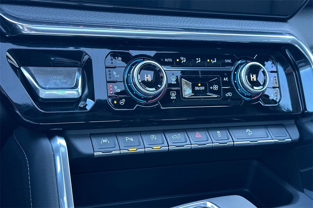 New 2025 GMC Sierra 1500 Denali image 18