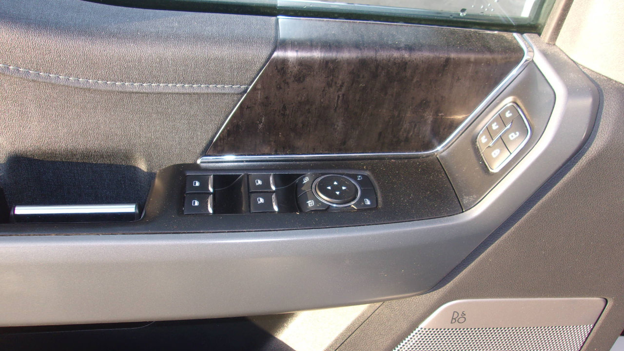 Used 2023 Ford F150 Lariat w/ Bed Utility Package image 8