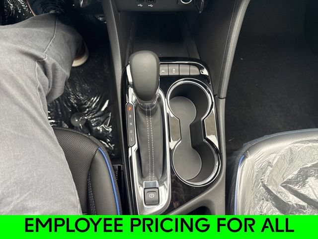 New 2026 Buick Encore GX Sport Touring AWD/4WD image 17