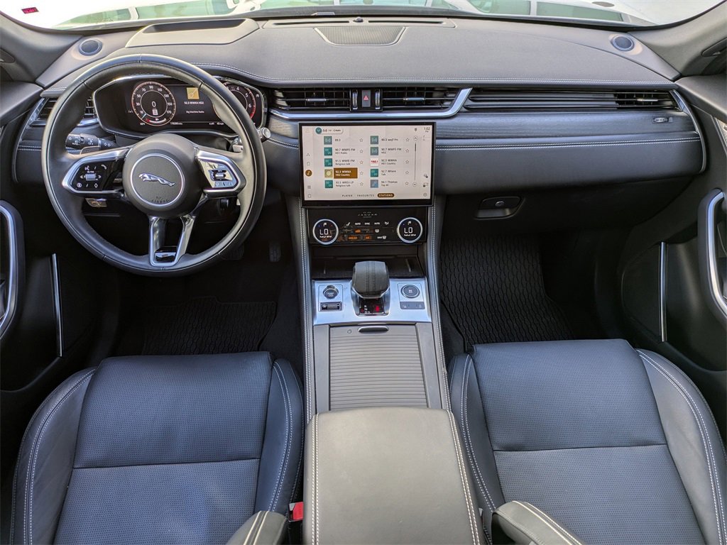 Certified 2025 Jaguar F-PACE R-Dynamic S image 16