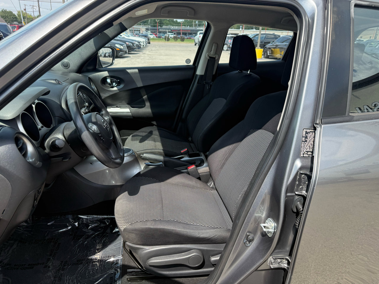 Used 2016 Nissan Juke S image 9