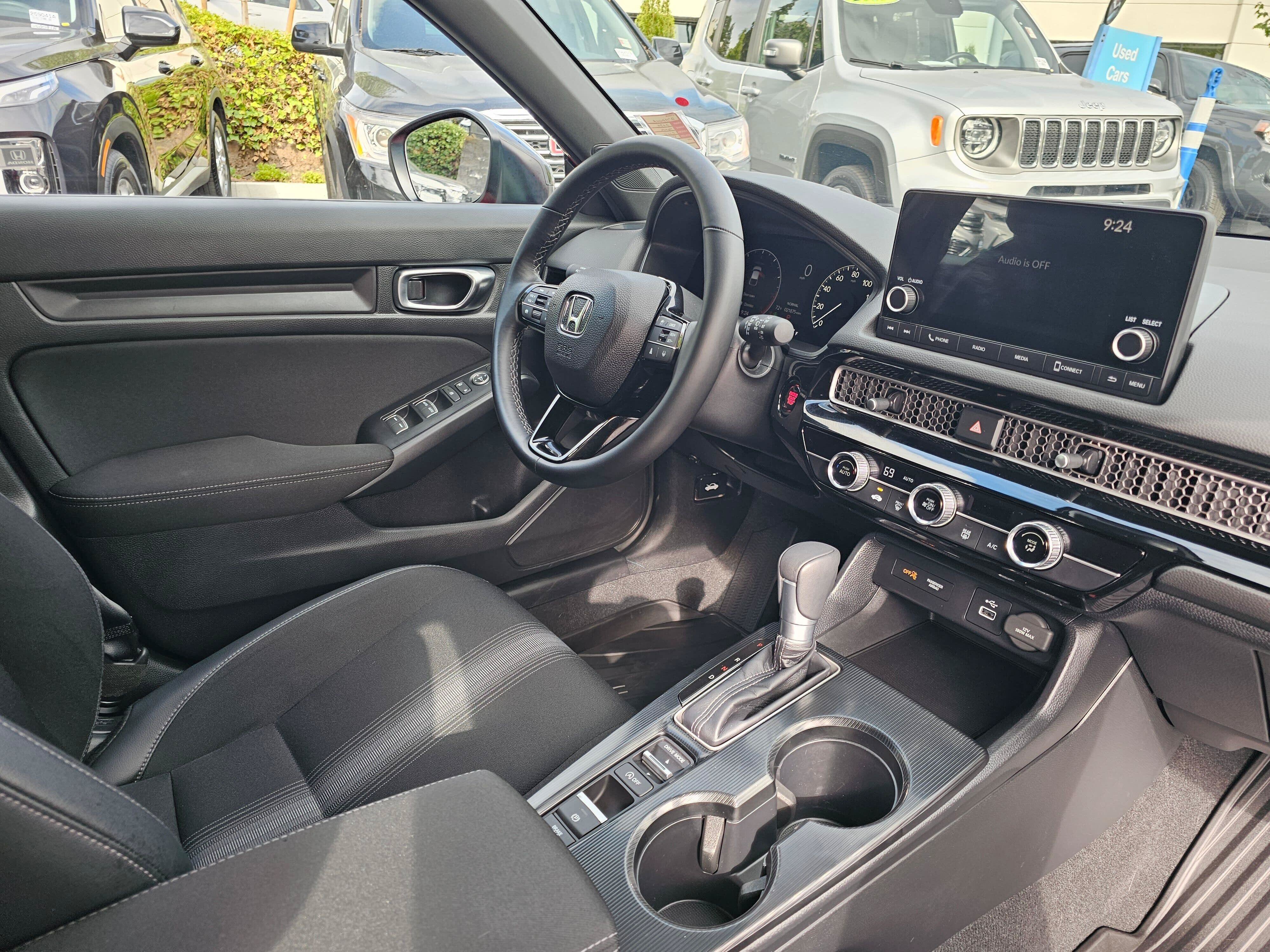 Used 2024 Honda Civic Sport image 10