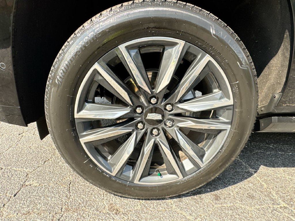 Used 2024 Cadillac Escalade ESV Sport Platinum AWD/4WD image 12