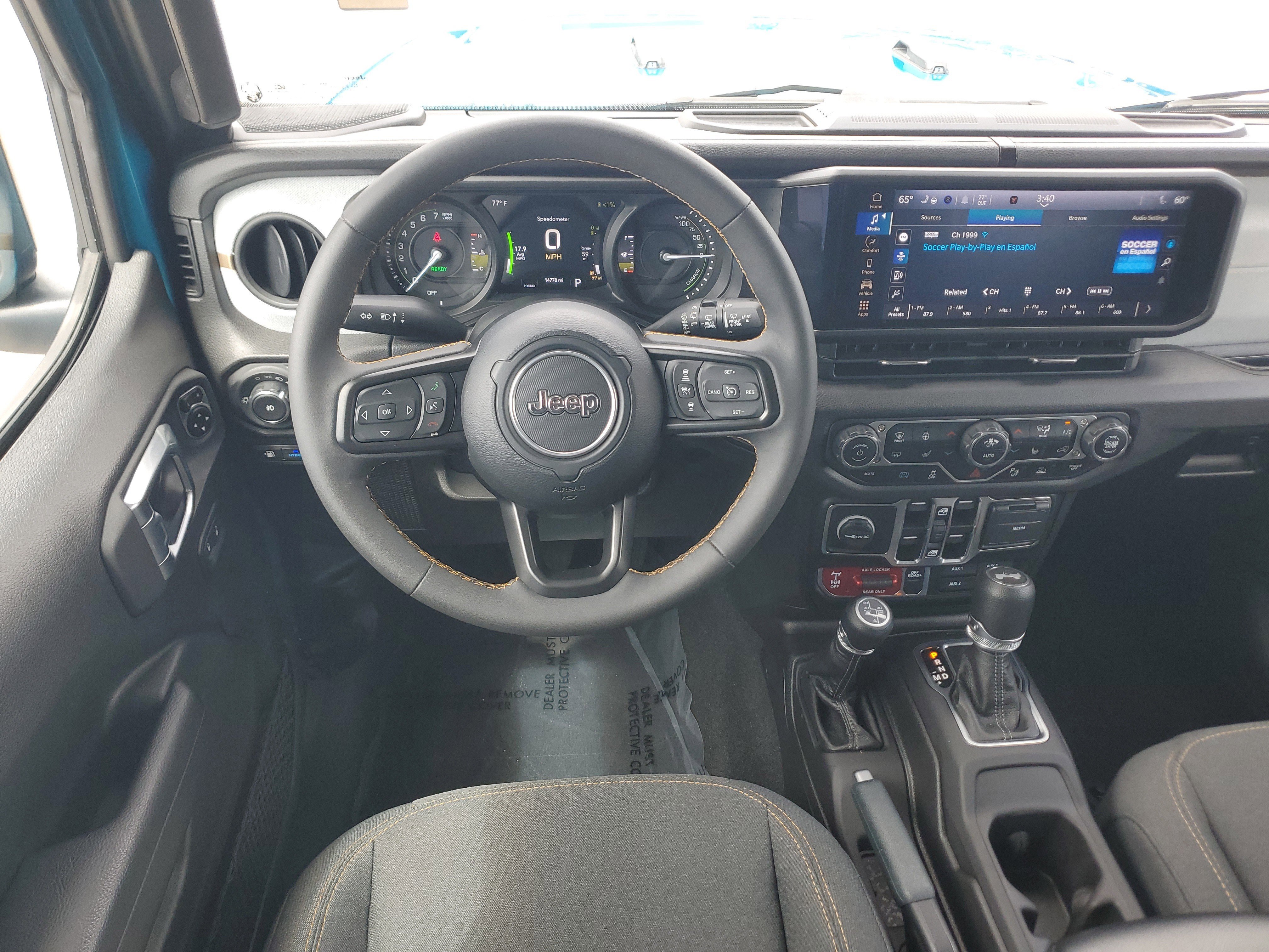 Used 2024 Jeep Wrangler Unlimited AWD/4WD image 19