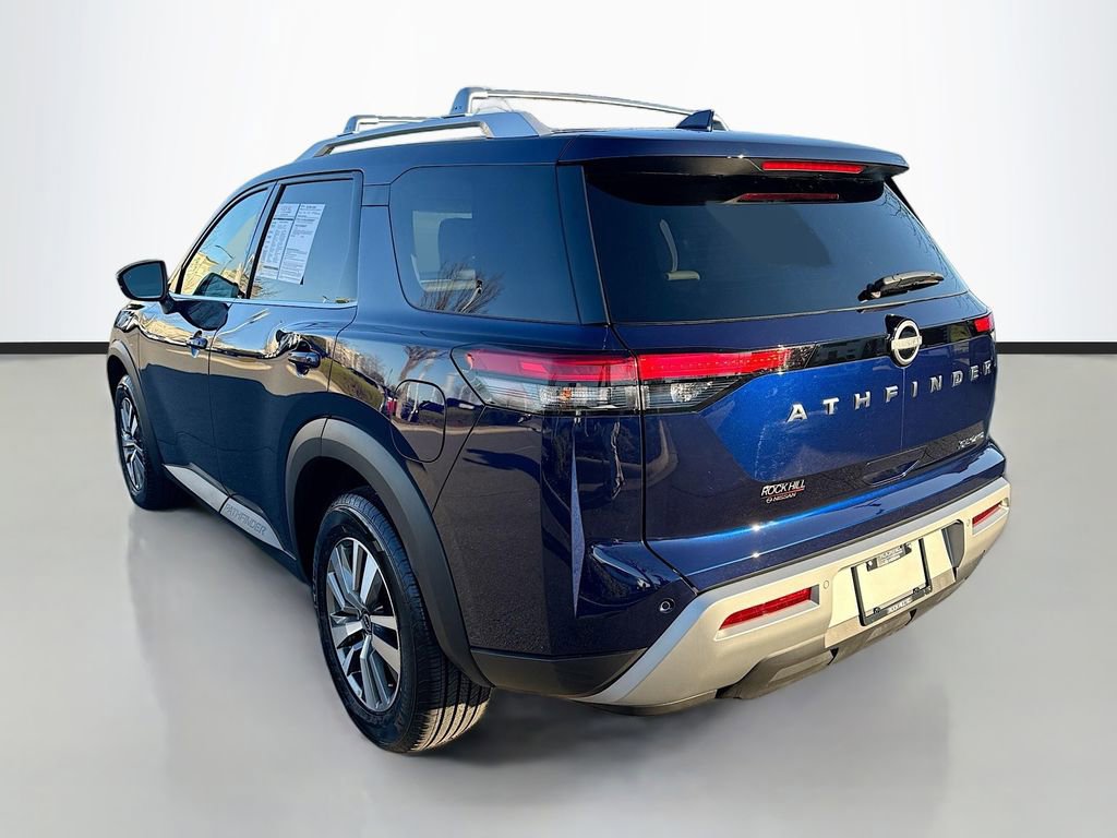 Used 2023 Nissan Pathfinder SL image 5