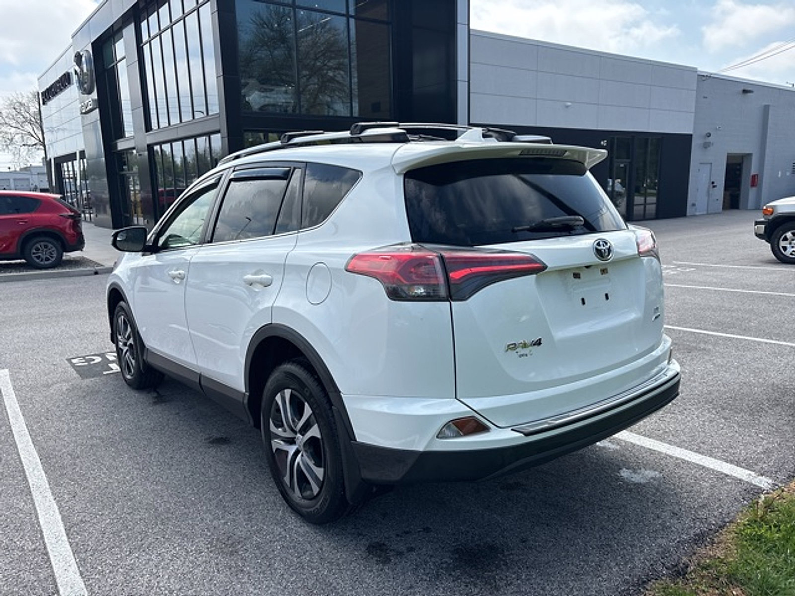 Used 2017 Toyota RAV4 LE w/ All Weather Liner Package AWD/4WD image 7