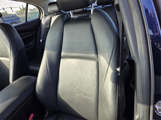 Used 2023 MAZDA MAZDA3 s image 18