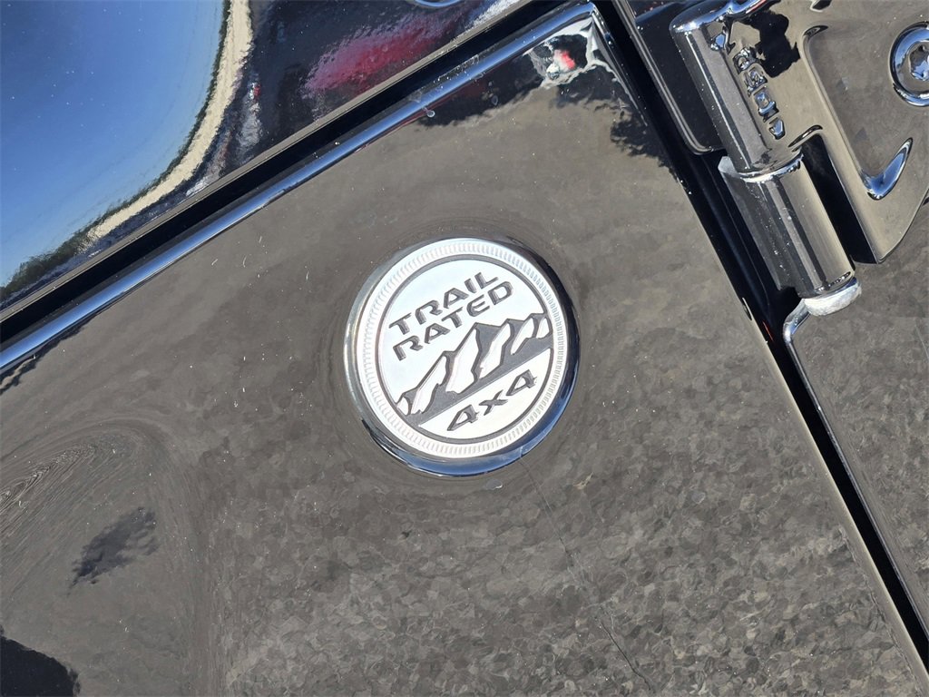 Used 2020 Jeep Gladiator Overland w/ Popular Equipment Package image 9