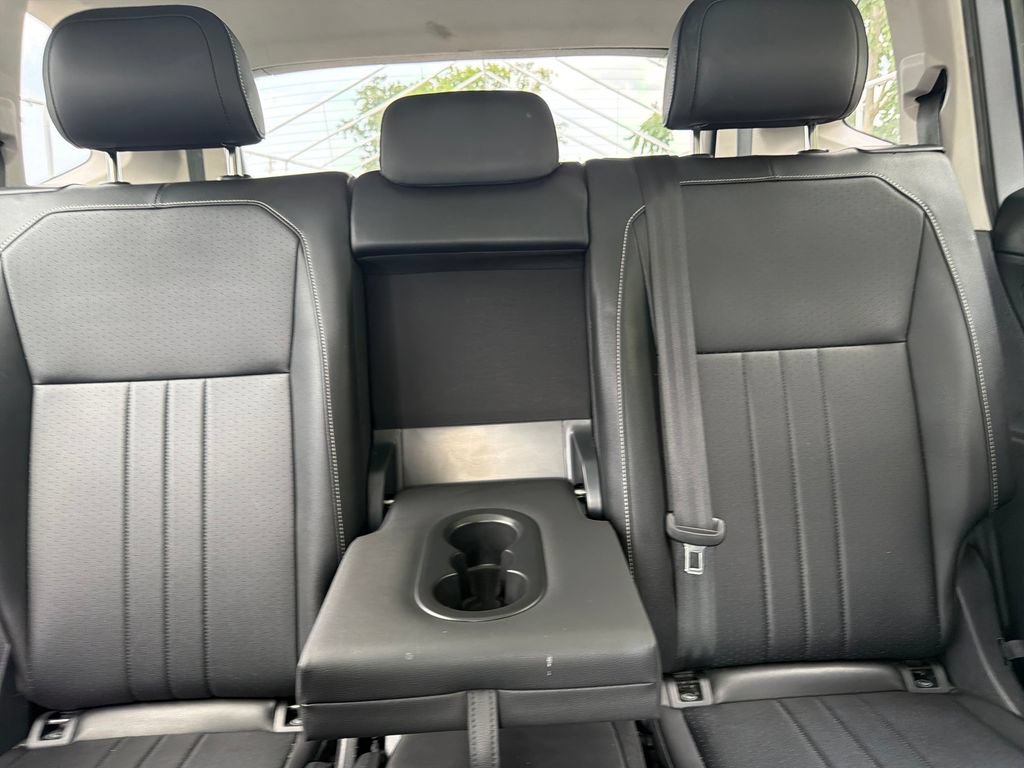 Used 2023 Volkswagen Tiguan SE w/ Panoramic Sunroof Package FWD image 52