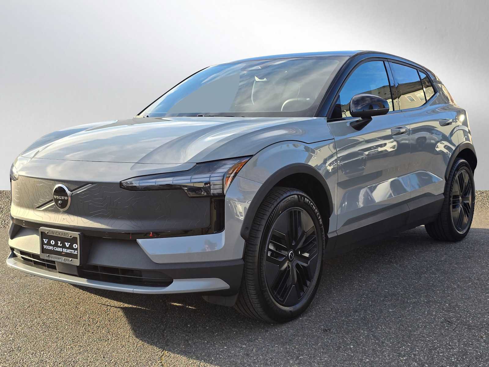 New 2026 Volvo EX30 Cross Country Ultra w/ Protection Package Premier AWD/4WD image 3