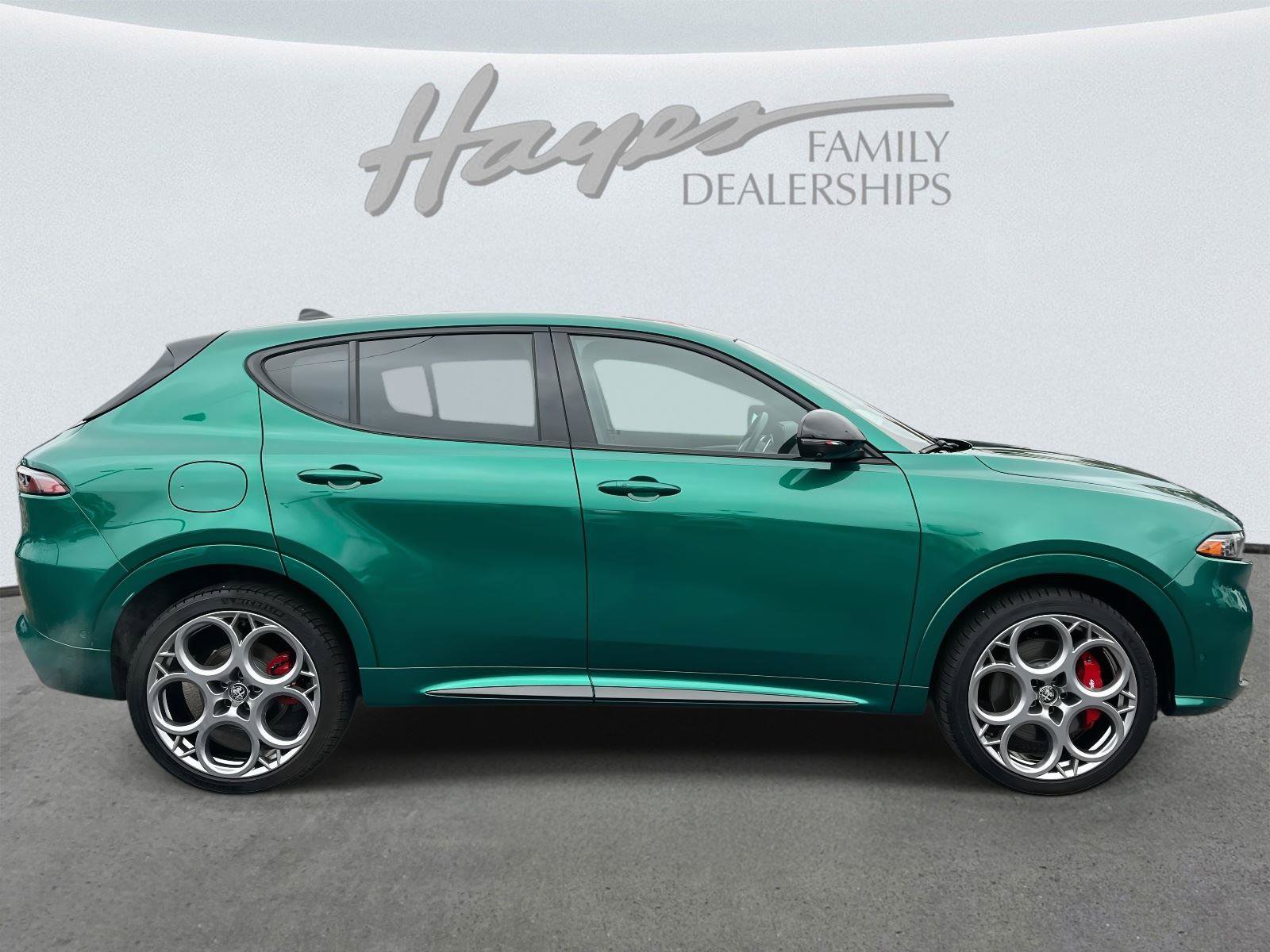 Used 2025 Alfa Romeo Tonale Tributo Italiano video 3