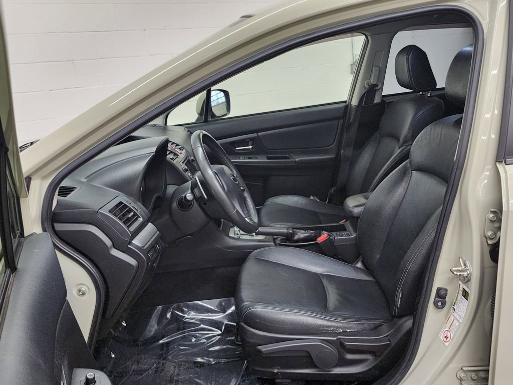 Used 2014 Subaru Crosstrek 2.0i Limited w/ Popular Package #2 image 12