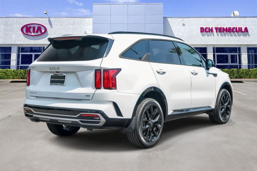 Certified 2023 Kia Sorento SX AWD/4WD image 4
