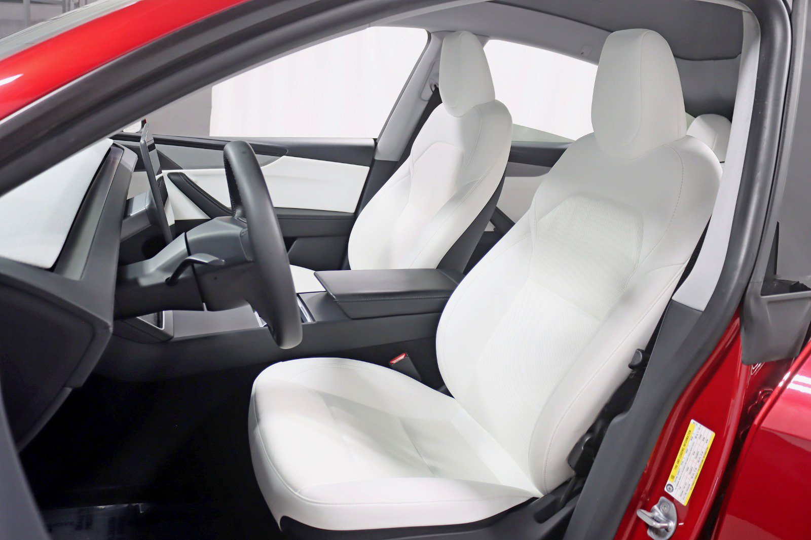 Used 2026 Tesla Model Y AWD image 28