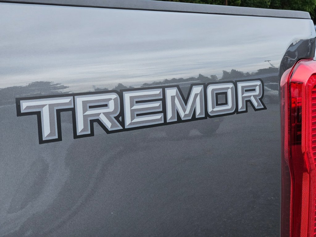 New 2027 Ford F250 XLT w/ Tremor Off-Road Package AWD/4WD image 11