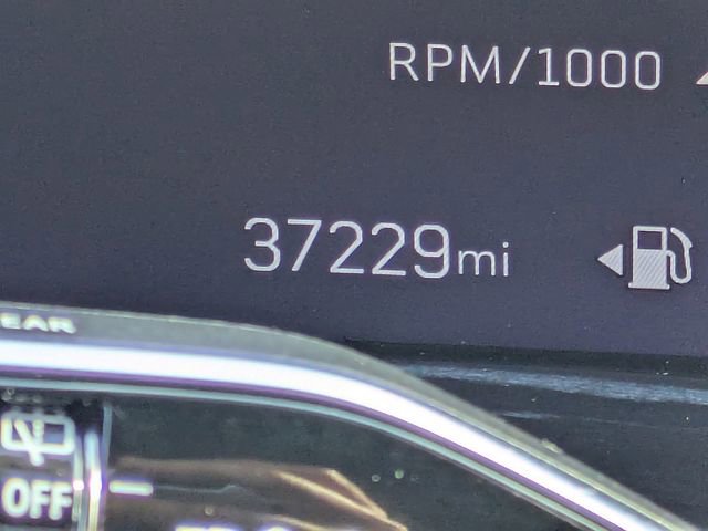 Certified 2025 Cadillac Escalade Sport w/ LPO, ONYX Package image 35