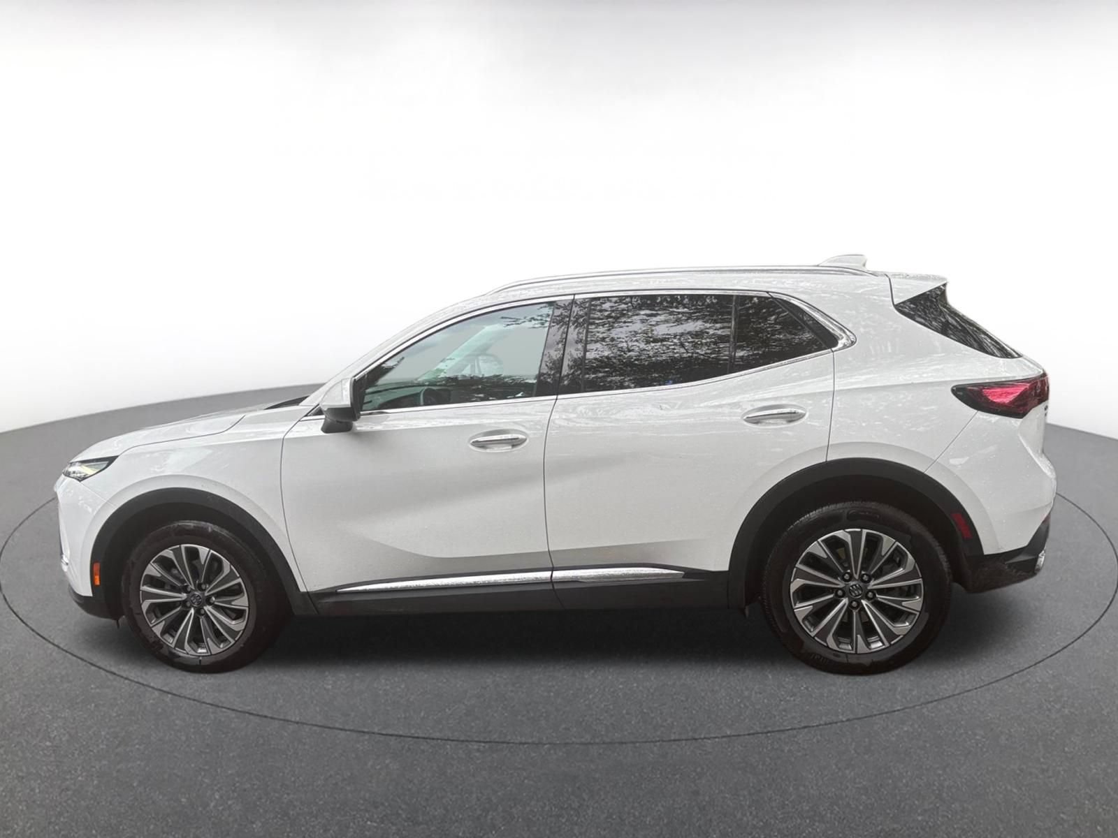 Used 2024 Buick Envision Preferred AWD/4WD image 7