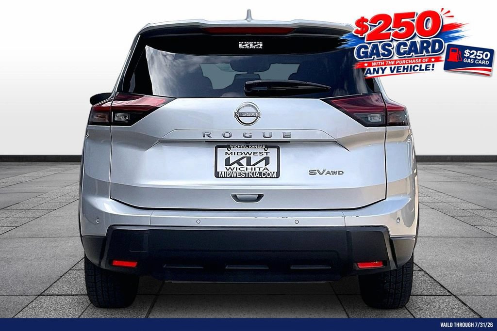 Used 2024 Nissan Rogue SV AWD/4WD image 4
