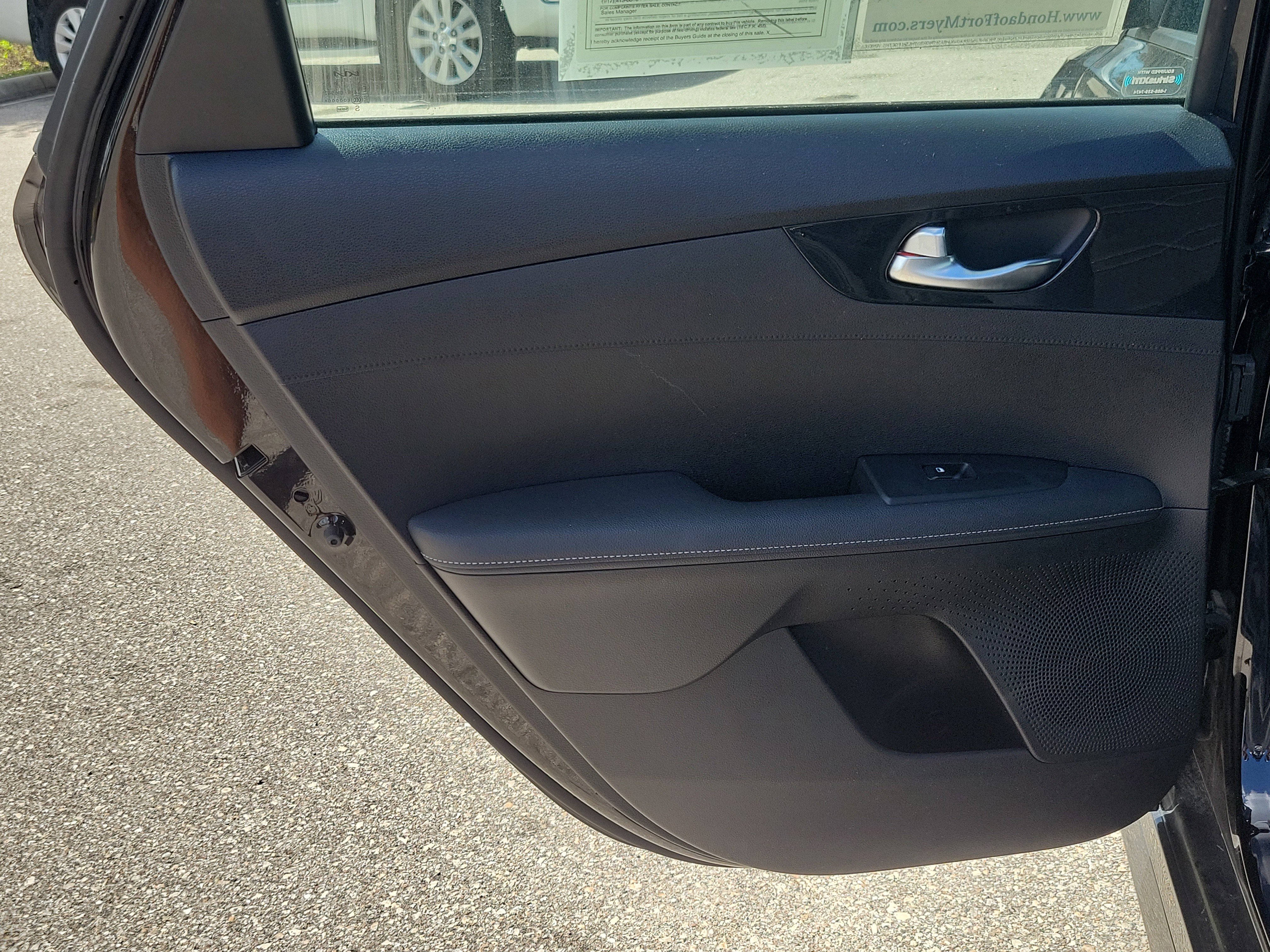 Used 2023 Kia Forte GT-Line FWD image 13