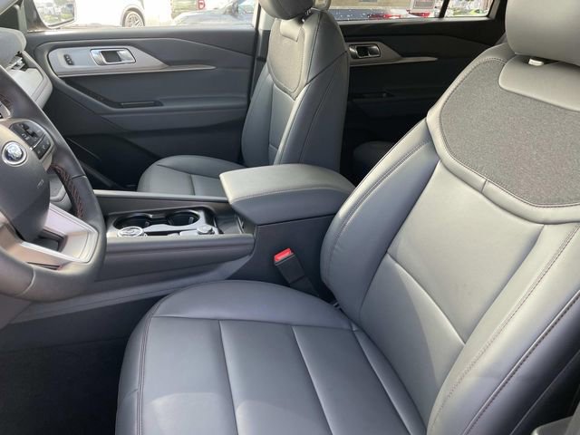 New 2026 Ford Explorer Active w/ Active Comfort Package image 19