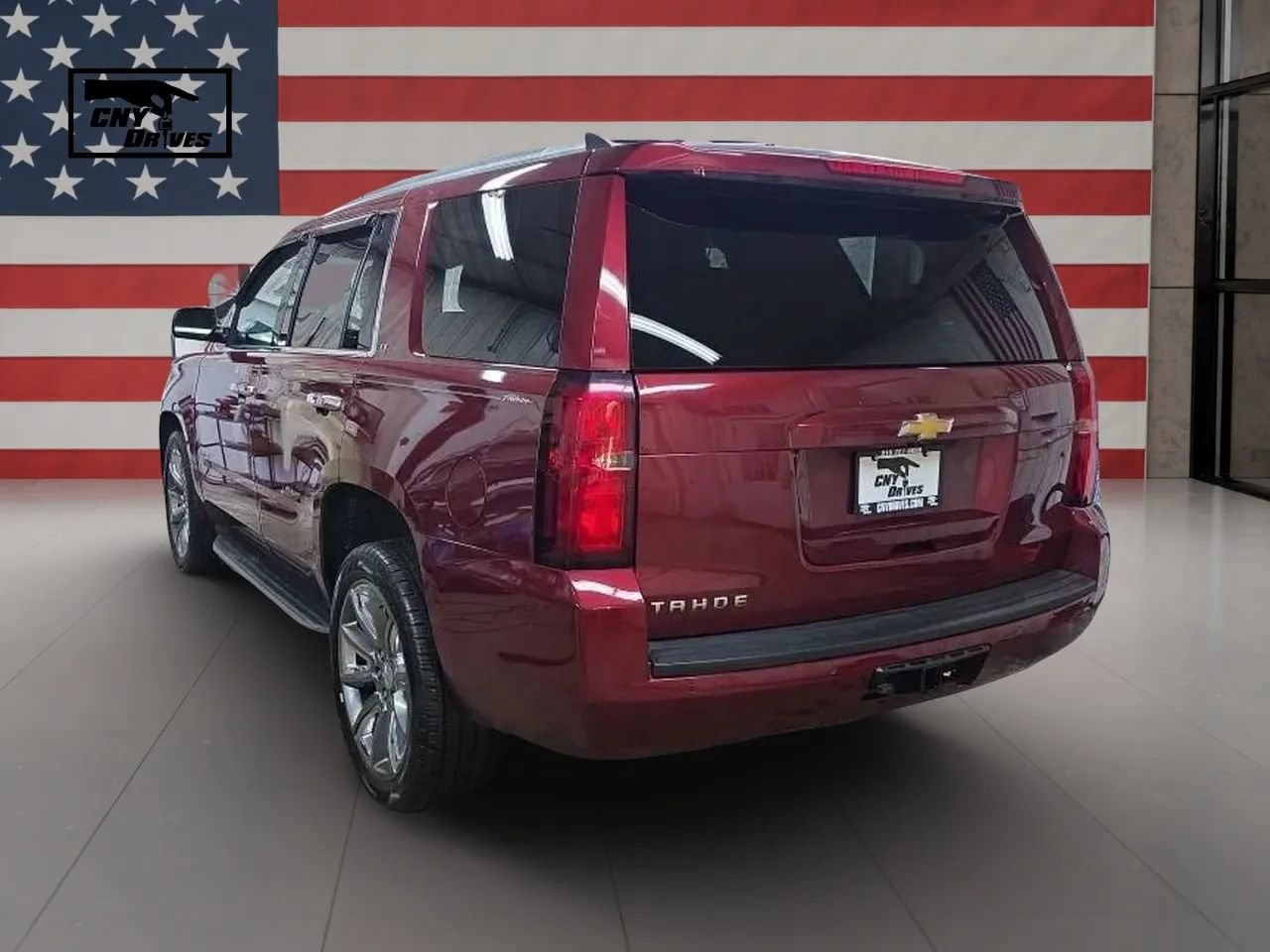 Used 2018 Chevrolet Tahoe LT w/ Luxury Package AWD/4WD image 7