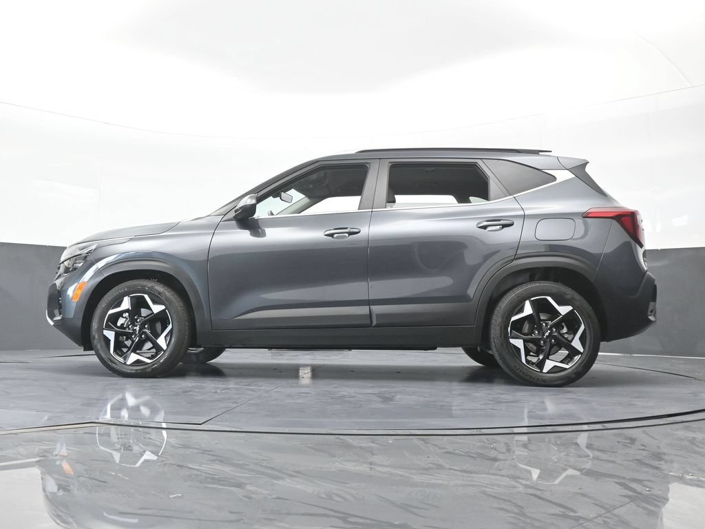 Used 2024 Kia Seltos EX FWD image 58
