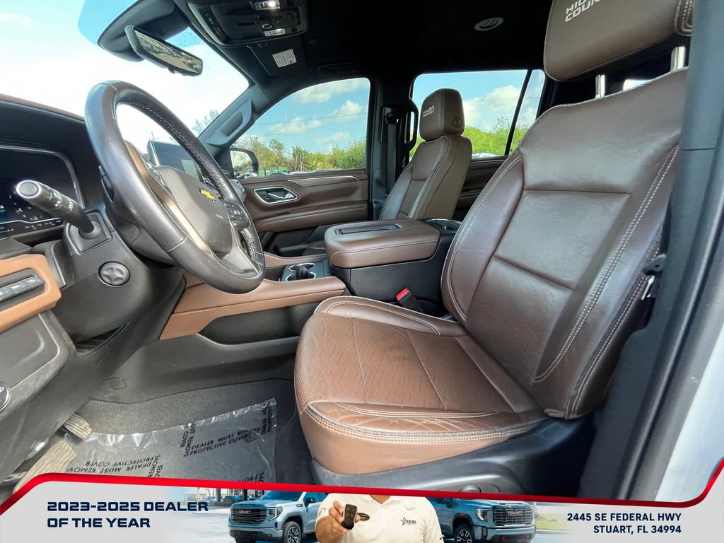 Used 2022 Chevrolet Suburban High Country image 10