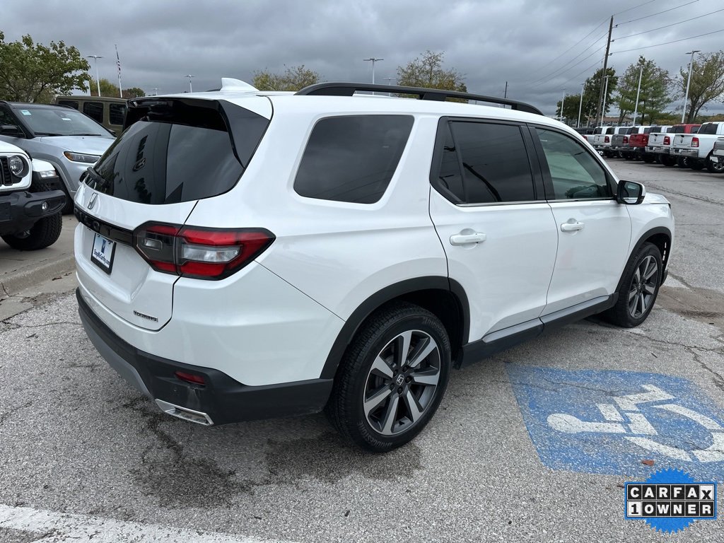Used 2025 Honda Pilot Touring image 31