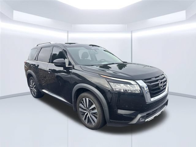Used 2022 Nissan Pathfinder Platinum w/ Cargo Package AWD/4WD image 8