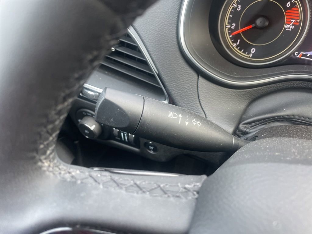 Used 2023 Jeep Cherokee Altitude Lux image 21