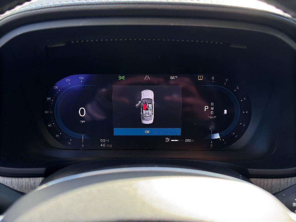 Used 2022 Volvo S90 B6 Inscription w/ Advanced Package image 21