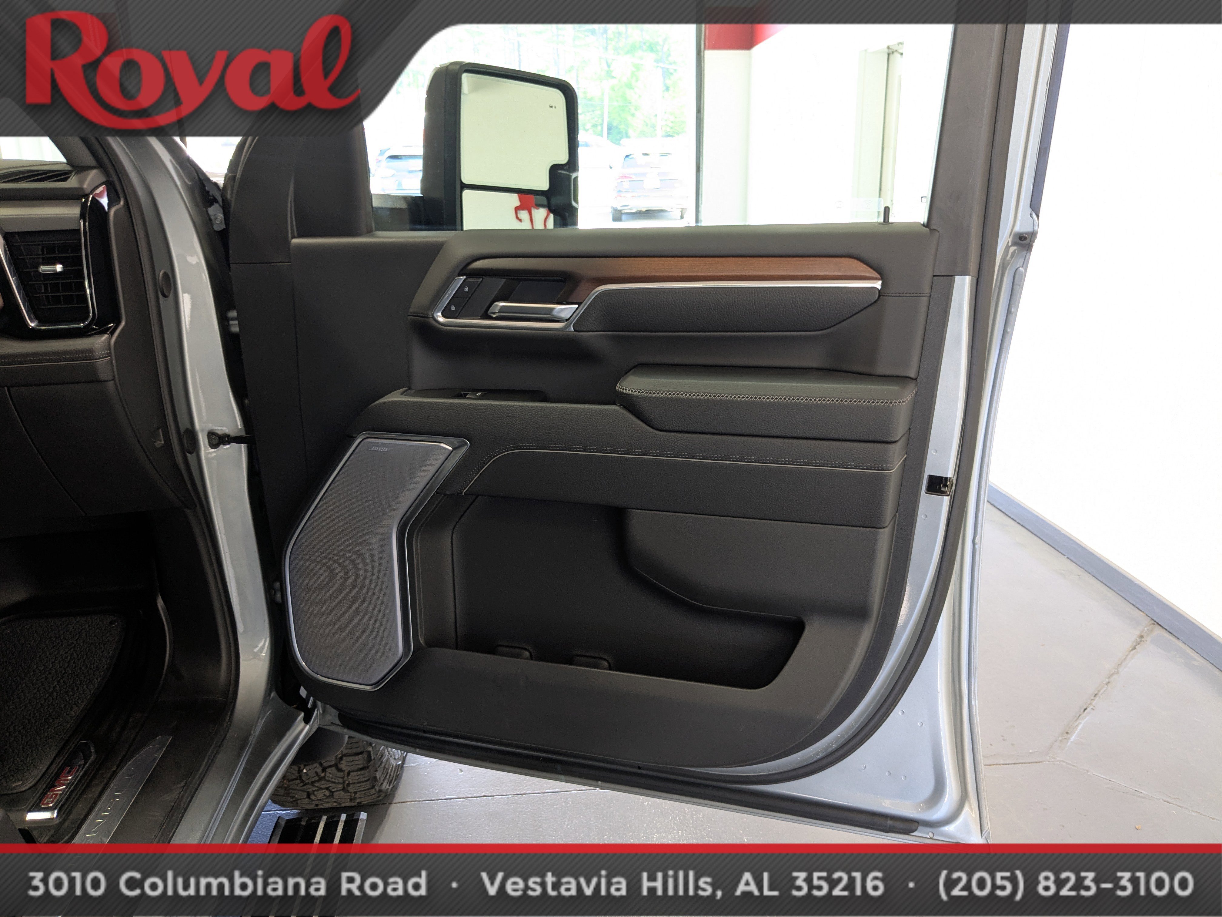Used 2024 GMC Sierra 2500 Denali w/ Denali Reserve Package image 7