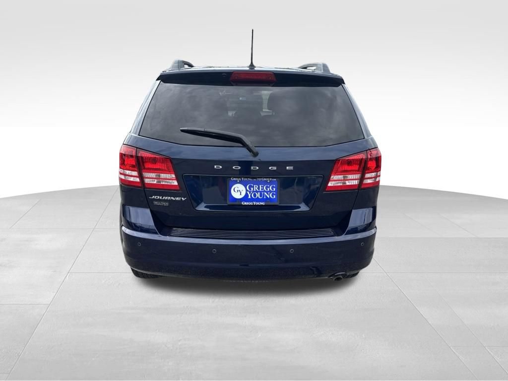 Used 2020 Dodge Journey SE FWD image 5