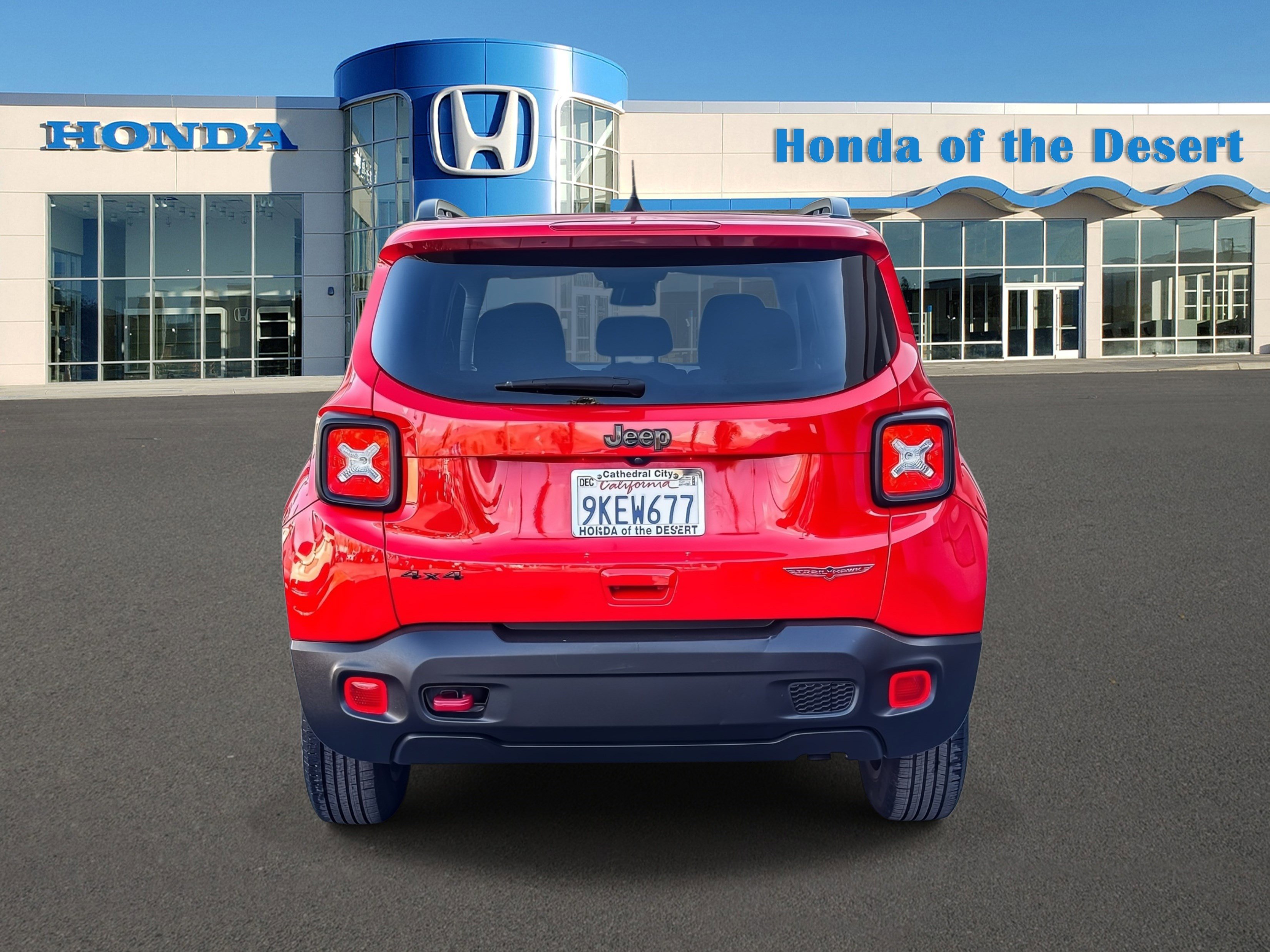 Used 2023 Jeep Renegade Trailhawk AWD/4WD image 6