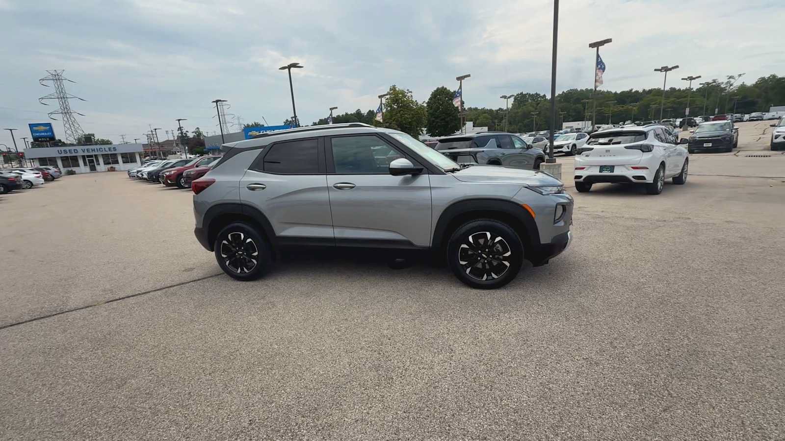 Certified 2023 Chevrolet TrailBlazer LT AWD/4WD image 9