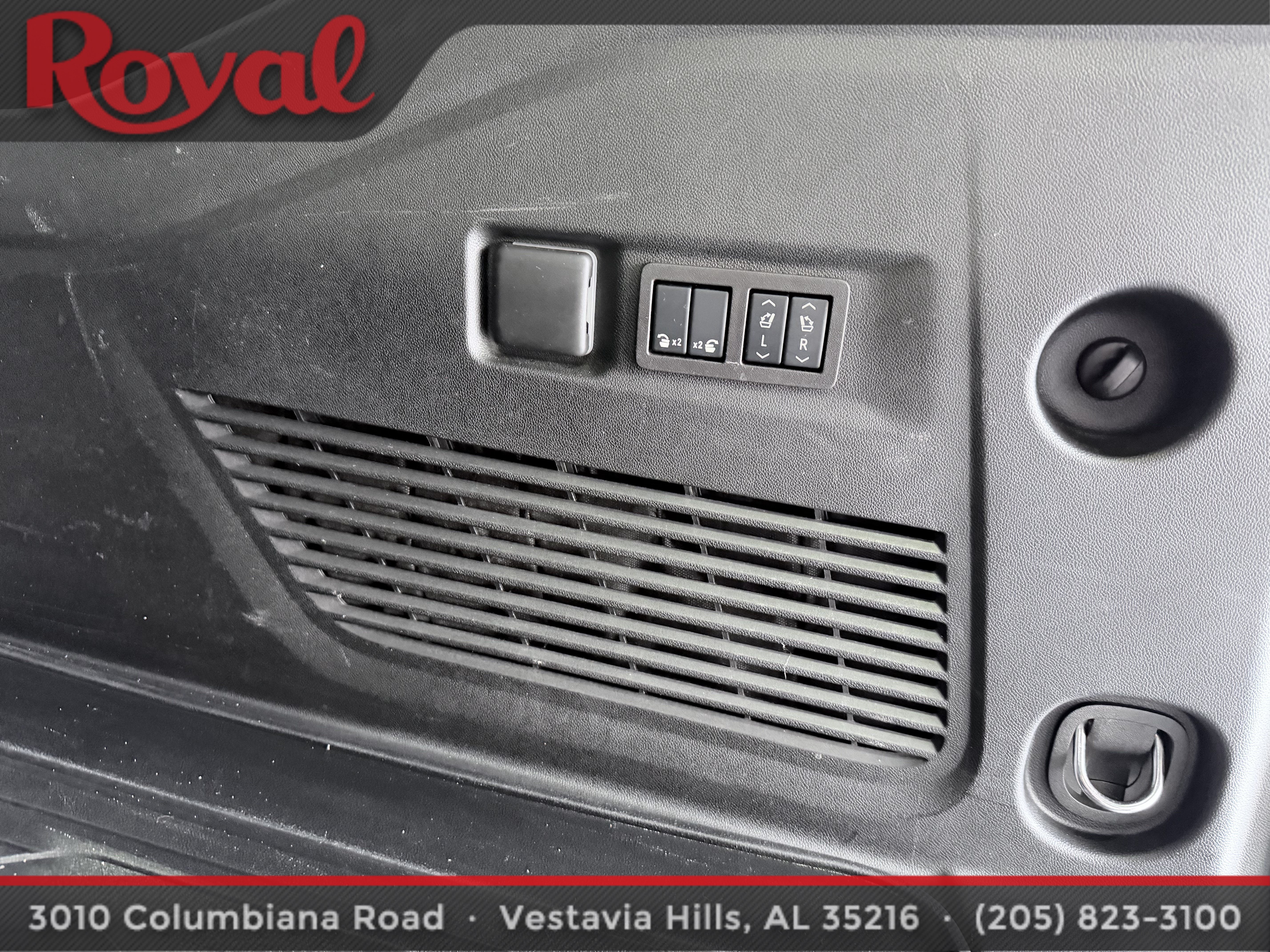Used 2024 GMC Yukon XL Denali w/ LPO, Floor Liner Package RWD image 8