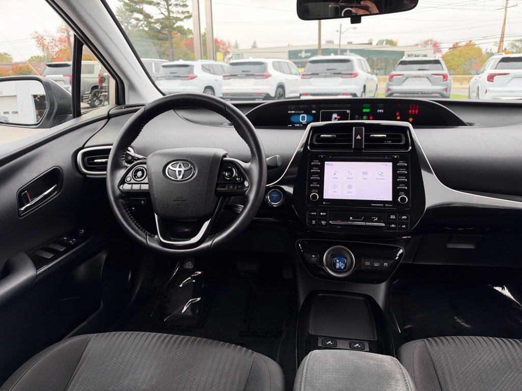 Used 2021 Toyota Prius Prime LE FWD image 13